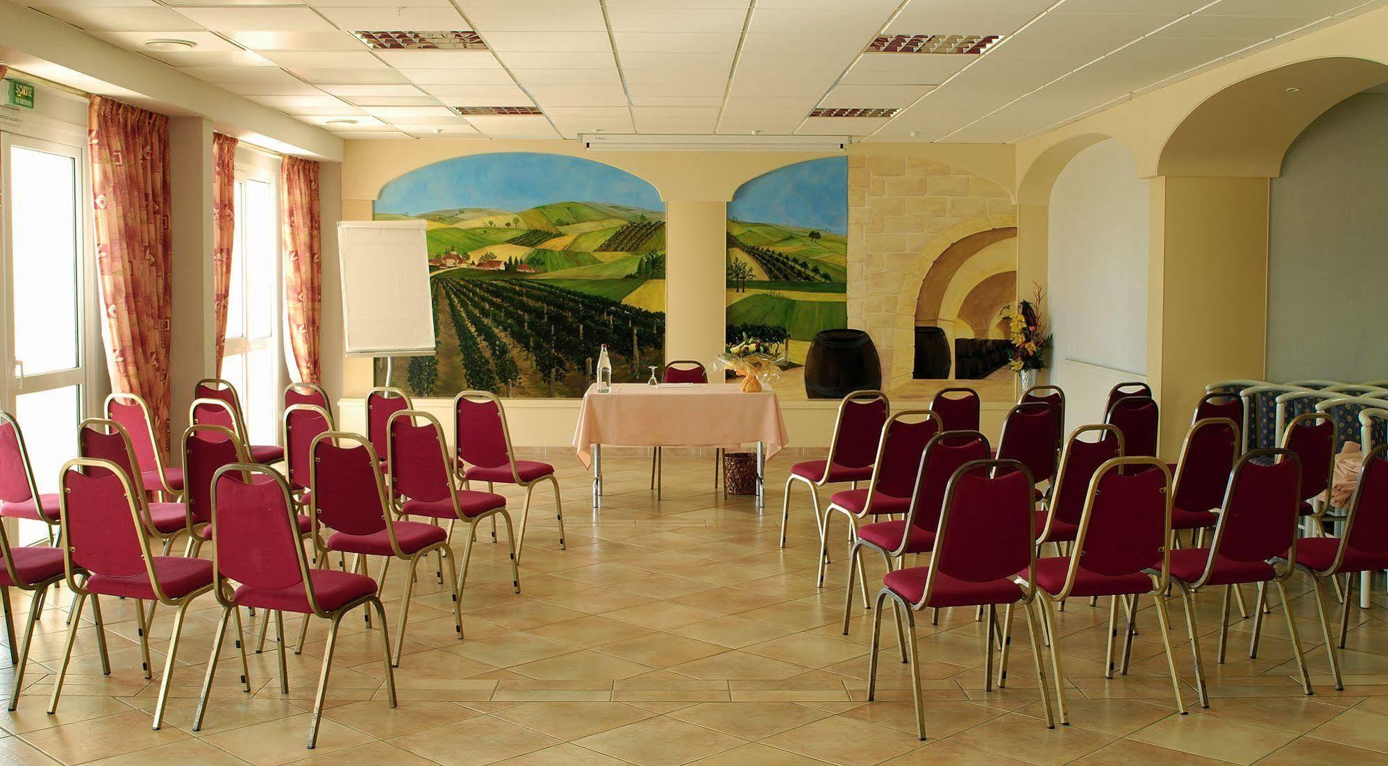 Hotel Le Val Moret Magnant Kültér fotó